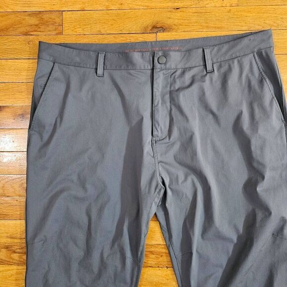 Rhone Mens Commuter Pants Gray Size 42X26 Classic Straight Leg - Picture 2 of 9